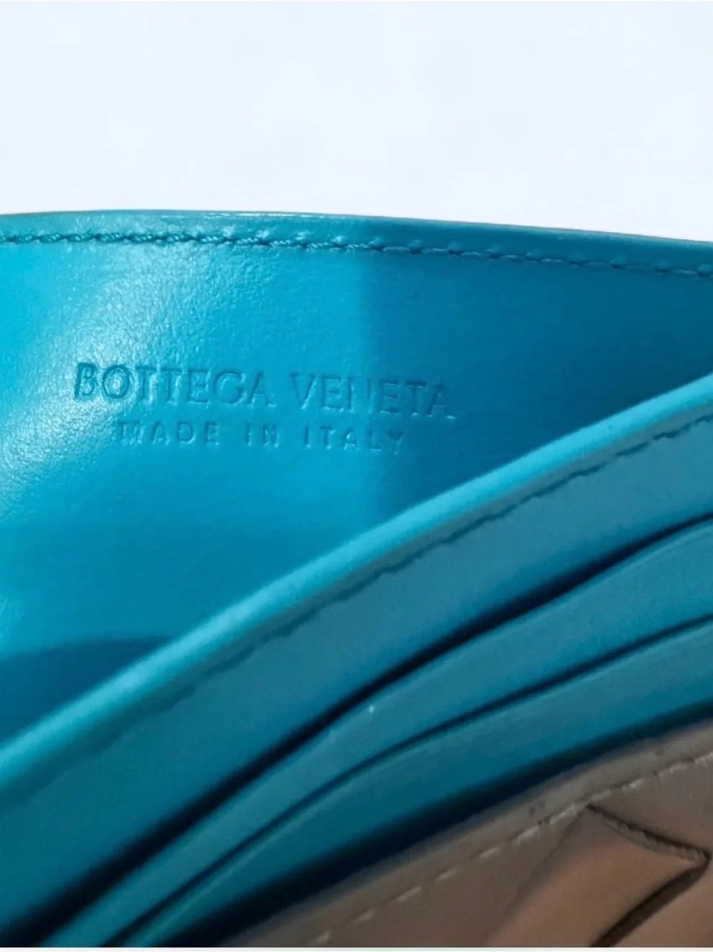 Bottega Veneta Intrecciato 6-slot card case